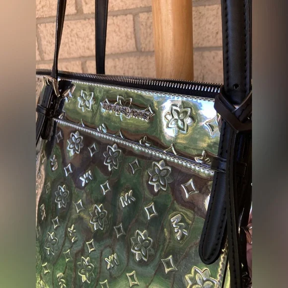 Michael Kors Metallic Silver Monogram Mirror Zipper Top Ciara Tote Bag Purse - Picture 7 of 17